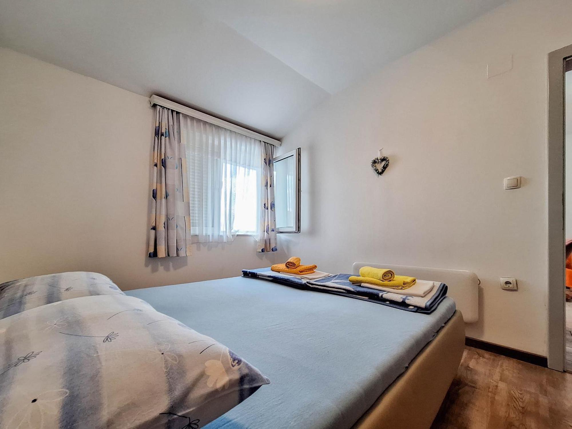 Apartments Frutis ยาดราโนโว ภายนอก รูปภาพ